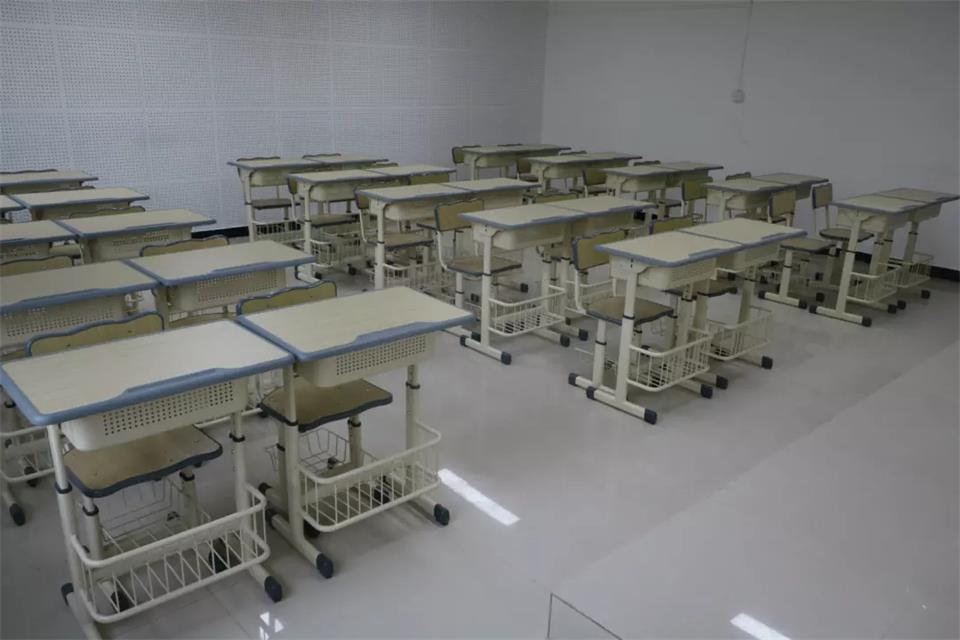 華唐藝術高中校園環境