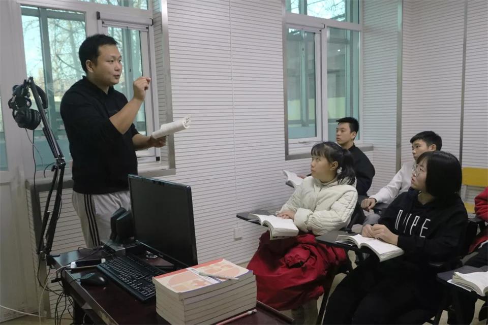 播音與節目主持專業