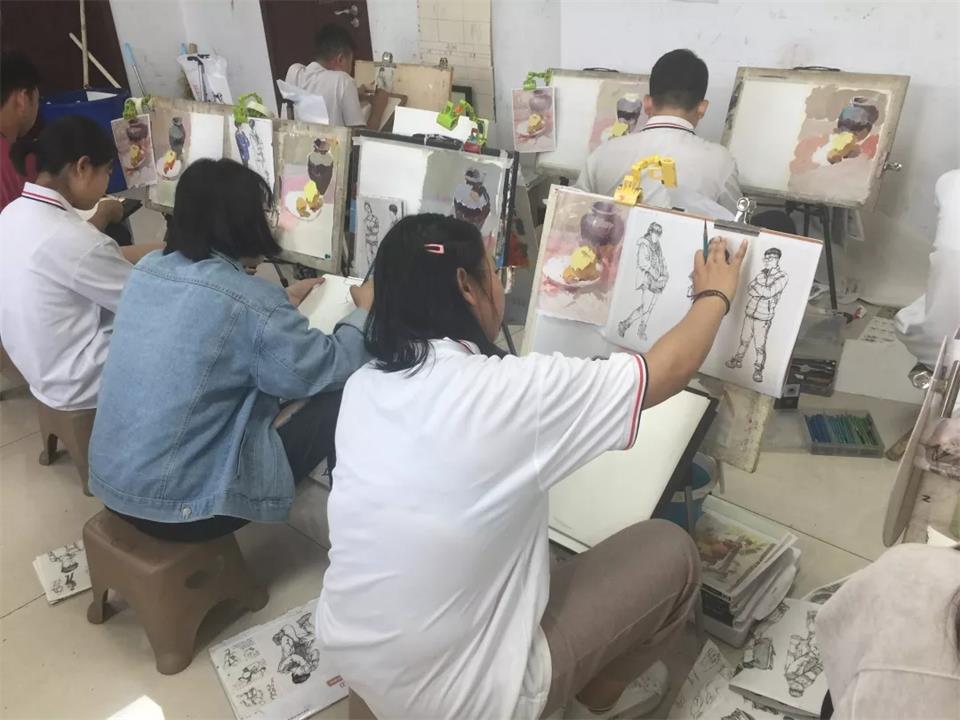 華唐高中美術繪畫專業