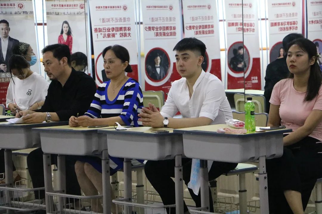 精英华唐艺术高中拉丁舞专业