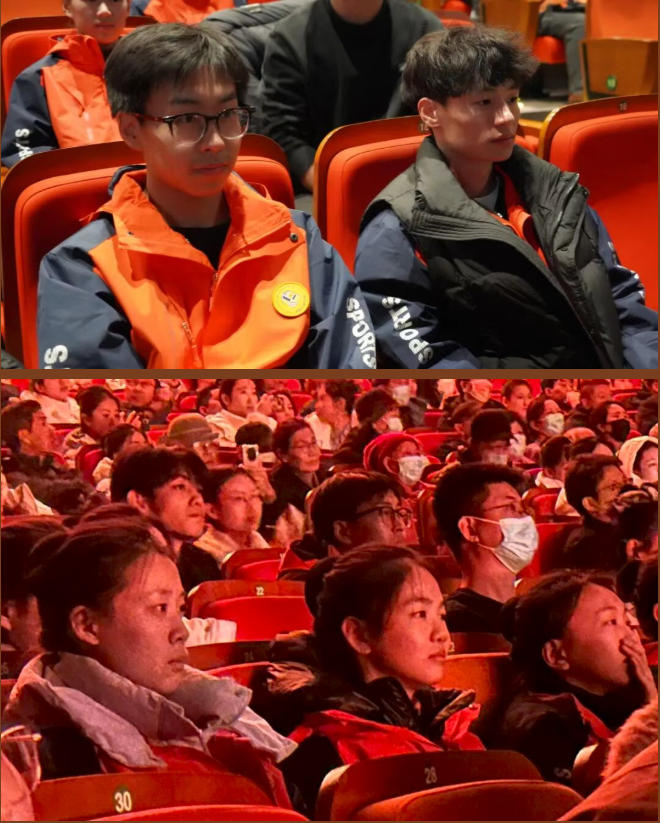 精英华唐艺术高中中国舞学生观演