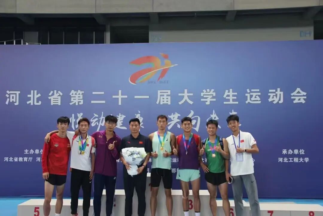 体育猛将孟伯羿加盟精英华唐艺术高中