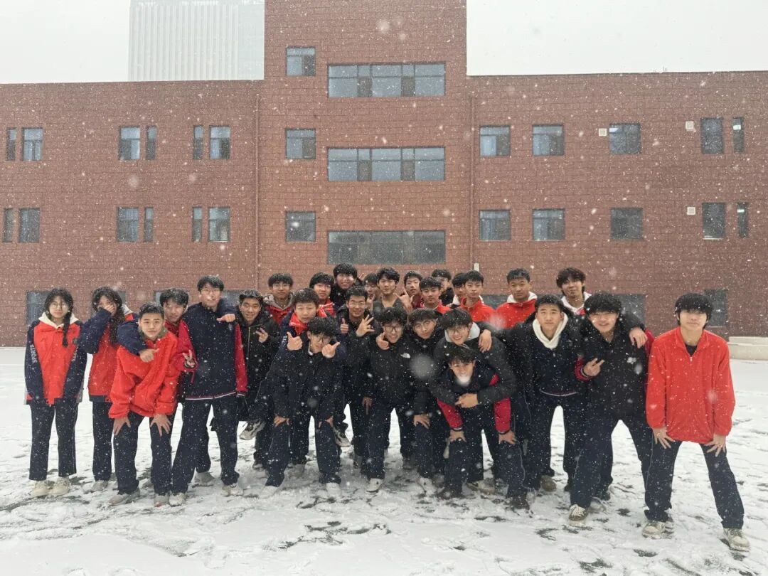 精英华唐艺术高中校园里的诗意与奋进