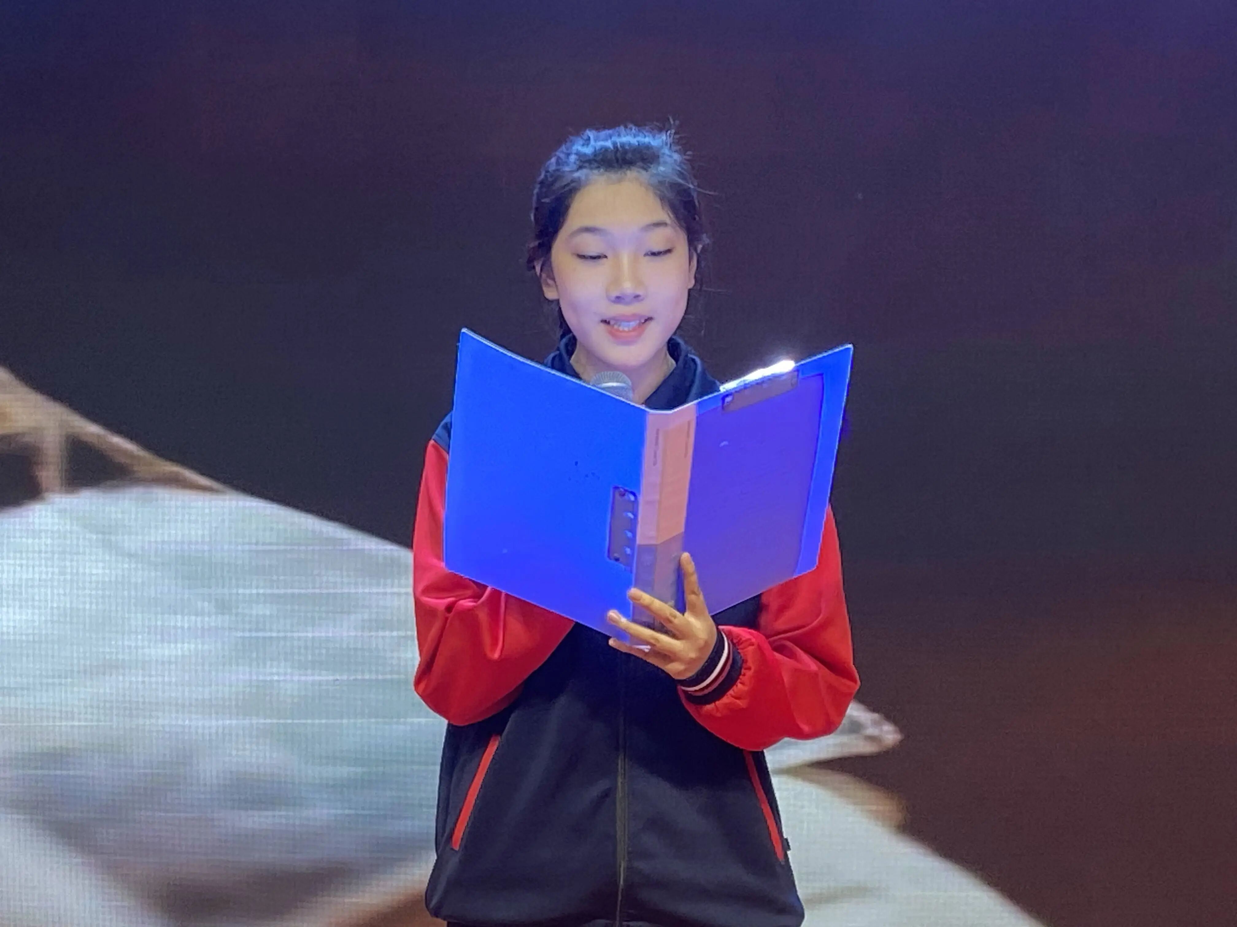 精英华唐艺术高中演讲比赛