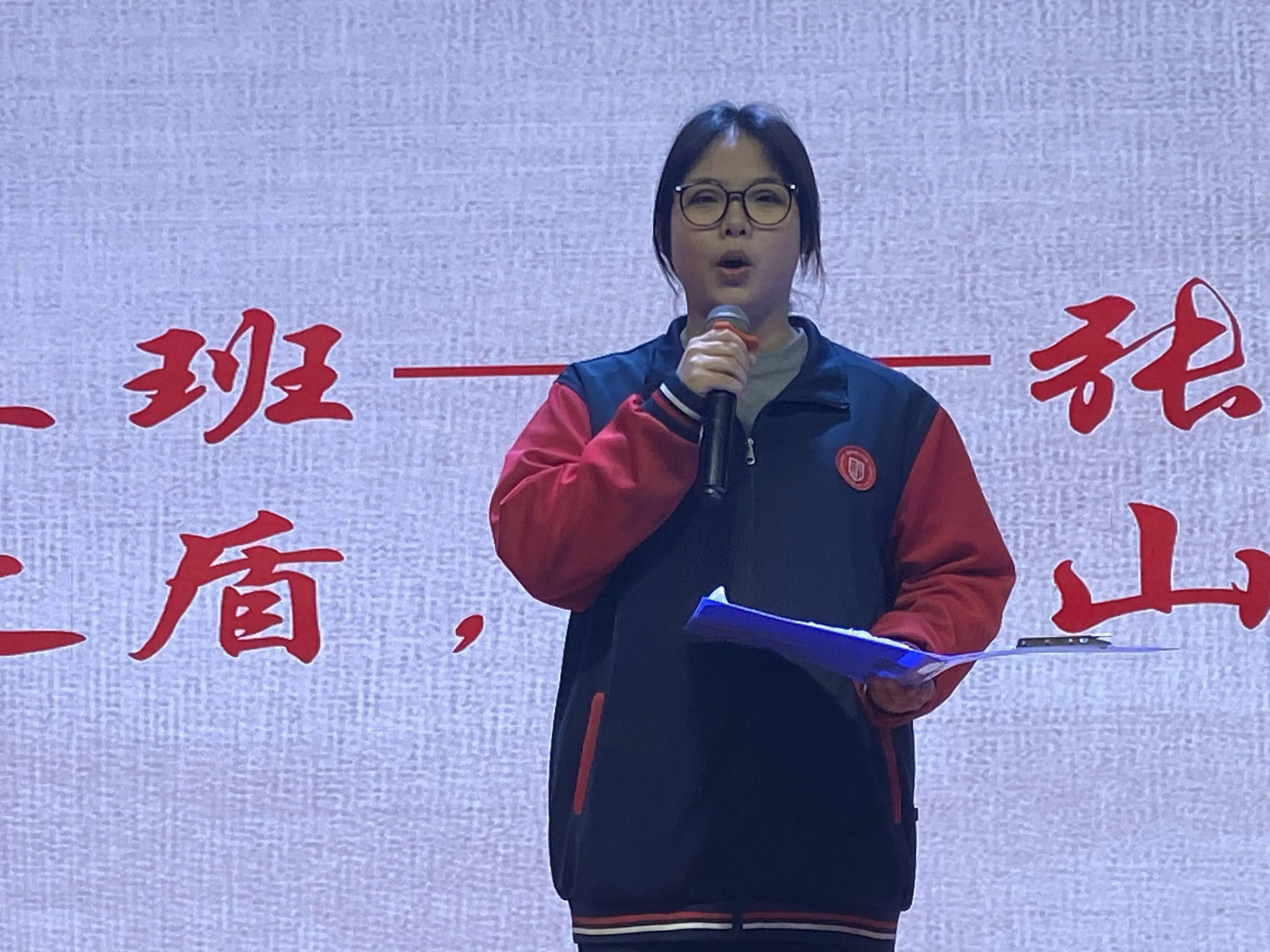 精英华唐艺术高中演讲比赛