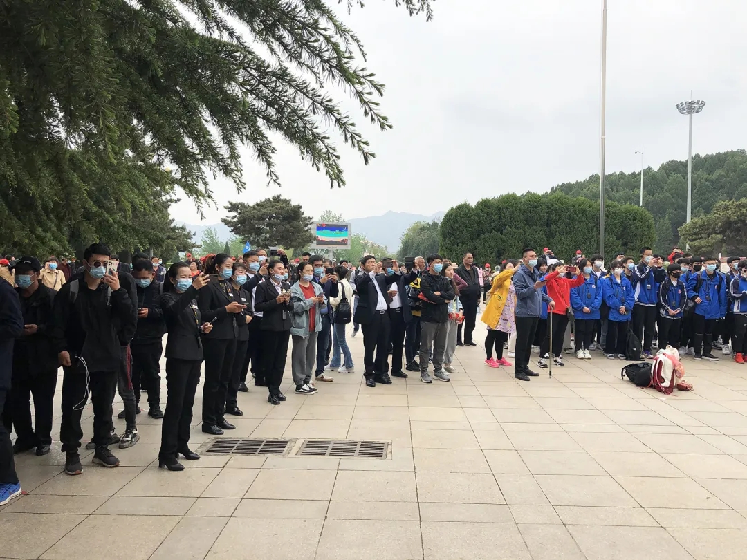 传承时代精神 激扬家国情怀 | 精英华唐西柏坡爱国主义教育暨艺术(图8) 学生合唱